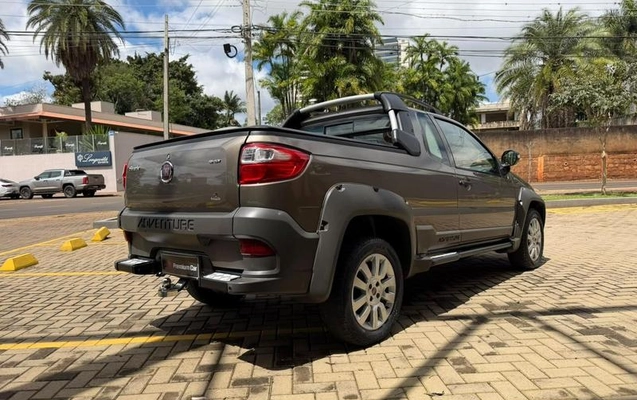 imagem-https://www.socarrao.com.br/sc-vehicle-images-prod/4406280/1792541971582-8487609_10_B_91154845dc.jpeg