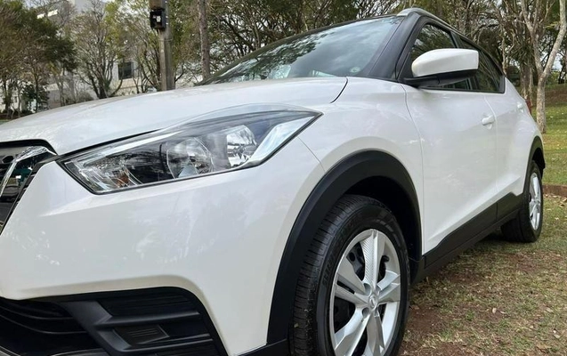 imagem-https://www.socarrao.com.br/sc-vehicle-images-prod/4406411/1792542686969-8575935_8_B_fcd34fa3c5.jpeg