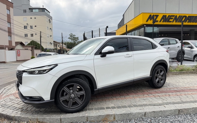 imagem-https://www.socarrao.com.br/sc-vehicle-images-prod/4406689/1792545569642-aa24b80aa35f41a0ac8398b8a0259896_1792544855677.jpg
