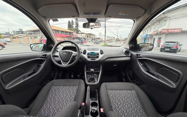 imagem-https://www.socarrao.com.br/sc-vehicle-images-prod/4406705/1792545657720-687a24fd70744f4a8e54b3e42cff4146_1792544935405.jpg