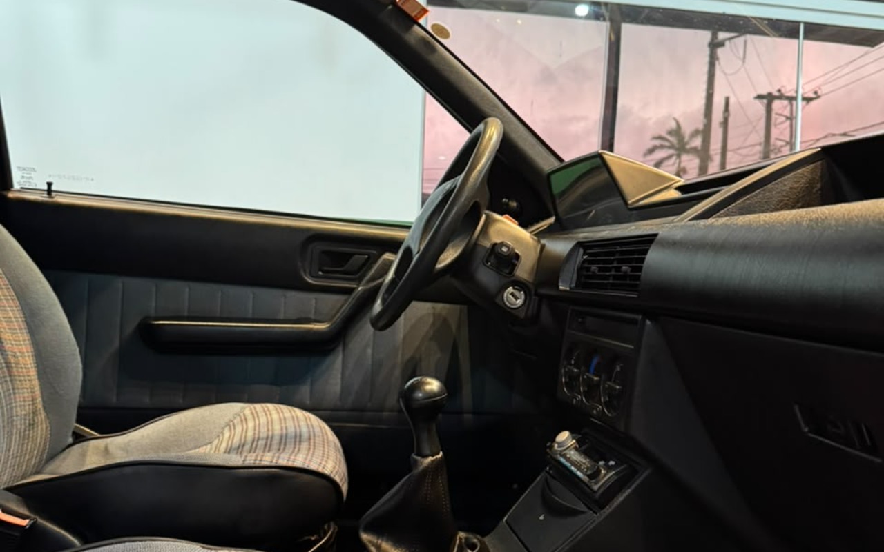 imagem-https://www.socarrao.com.br/sc-vehicle-images-prod/4406788/1792546579589-V2hhdHNBcHAgSW1hZ2UgMjAyNi0xMC0yMCBhdCAxNy41OS4yNCAoMikuanBlZw.jpeg