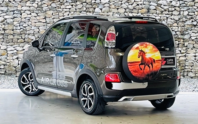 imagem-https://www.socarrao.com.br/sc-vehicle-images-prod/4406891/1792547673591-ZDkzMGZiMTUtODBhNS00OTlhLTliYzYtYWVmZjE4YjZhODk2LkpQRw.JPG