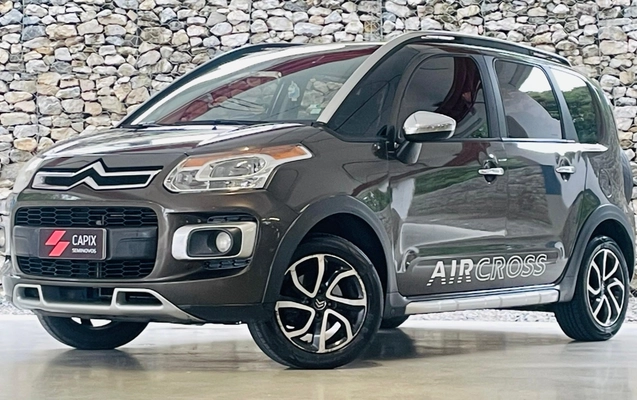 imagem-https://www.socarrao.com.br/sc-vehicle-images-prod/4406891/1792547674115-ZjZkMGU5YjMtYzg5My00NTQwLTk0MzUtZDBkNDIyZTFjOTBiLkpQRw.JPG