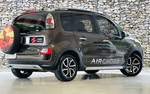 imagem-https://www.socarrao.com.br/sc-vehicle-images-prod/4406891/1792547674204-ZmExMjczMmMtMzM0NS00NzQ0LThjZDItOTJlMzZhM2VmNWY4LkpQRw.JPG
