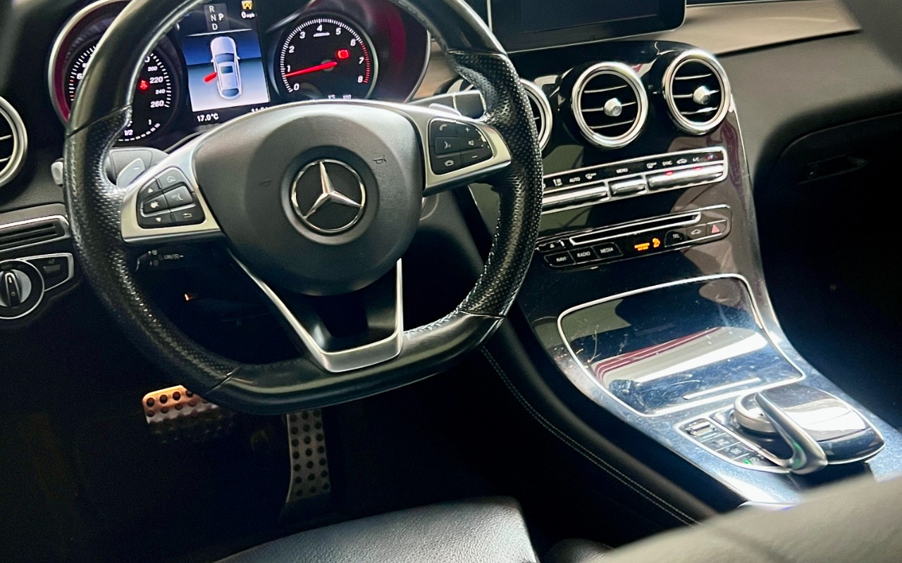 imagem-https://www.socarrao.com.br/sc-vehicle-images-prod/4406946/1792548093272-SU1HXzM2NTIuanBn.jpg