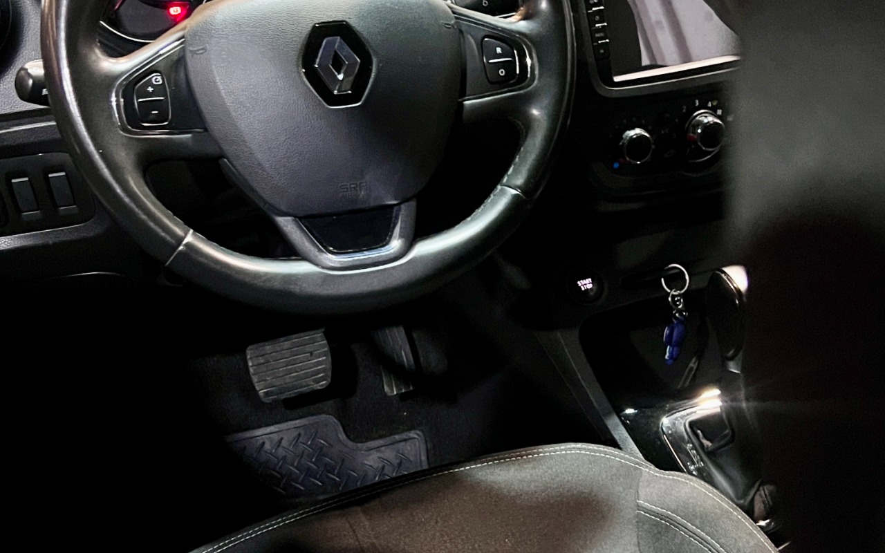 imagem-https://www.socarrao.com.br/sc-vehicle-images-prod/4406958/1792548238972-SU1HXzM4MjAuSlBH.JPG