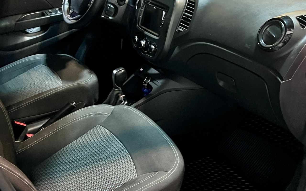 imagem-https://www.socarrao.com.br/sc-vehicle-images-prod/4406958/1792548239047-SU1HXzM4MjEuSlBH.JPG