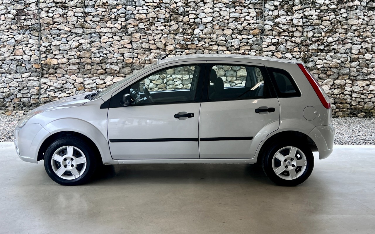 imagem-https://www.socarrao.com.br/sc-vehicle-images-prod/4406974/1792548423280-SU1HXzM5NzIuSlBH.JPG