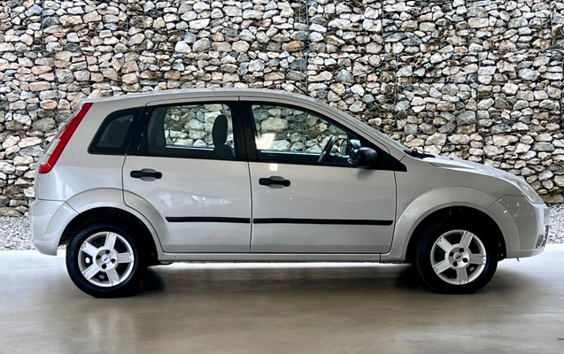imagem-https://www.socarrao.com.br/sc-vehicle-images-prod/4406974/1792548423774-SU1HXzM5NzkuSlBH.JPG