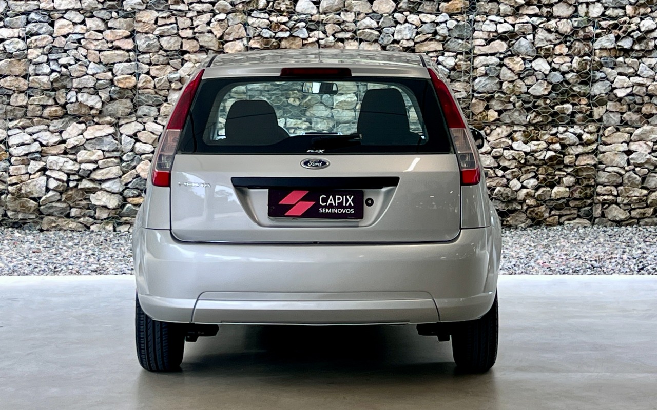 imagem-https://www.socarrao.com.br/sc-vehicle-images-prod/4406974/1792548424052-SU1HXzM5ODMuSlBH.JPG