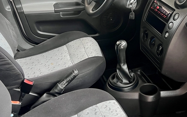 imagem-https://www.socarrao.com.br/sc-vehicle-images-prod/4406974/1792548425044-SU1HXzM5OTYuSlBH.JPG