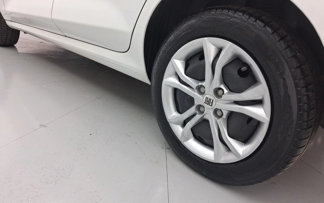 imagem-https://www.socarrao.com.br/sc-vehicle-images-prod/4407691/1792555766693-2_095745.jpg