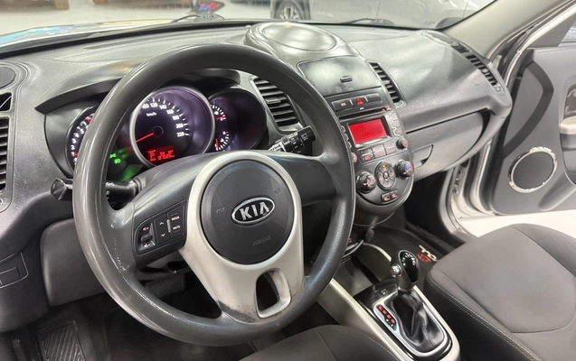 imagem-https://www.socarrao.com.br/sc-vehicle-images-prod/4410220/1792578750591-1_072654.jpg