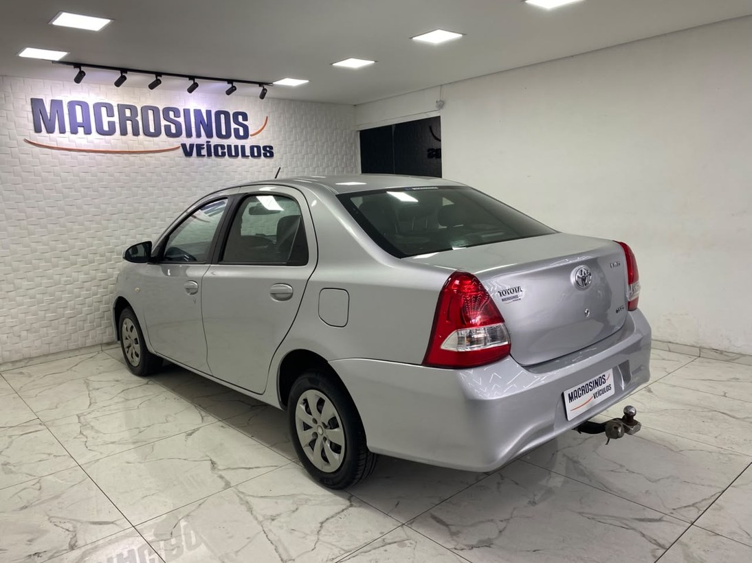 imagem-https://www.socarrao.com.br/sc-vehicle-images-prod/4410253/1792580667230-Zm90by0wMy5qcGc.jpg
