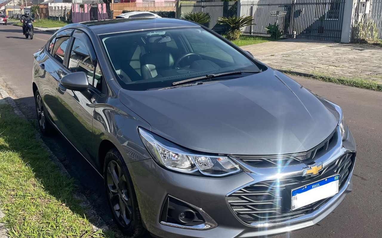 Chevrolet Cruze 2022 Cinza — foto 1 de 3