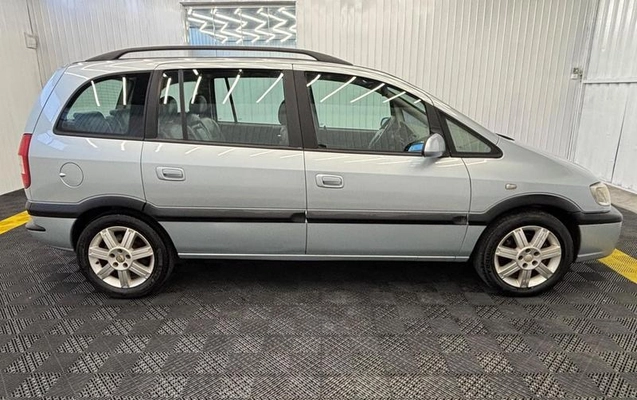 imagem-https://www.socarrao.com.br/sc-vehicle-images-prod/4410263/1792581968323-8510006_4_B_39b976327e.jpeg