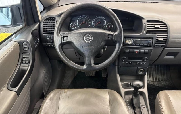 imagem-https://www.socarrao.com.br/sc-vehicle-images-prod/4410263/1792581968330-8510006_18_B_8730f3ad35.jpeg