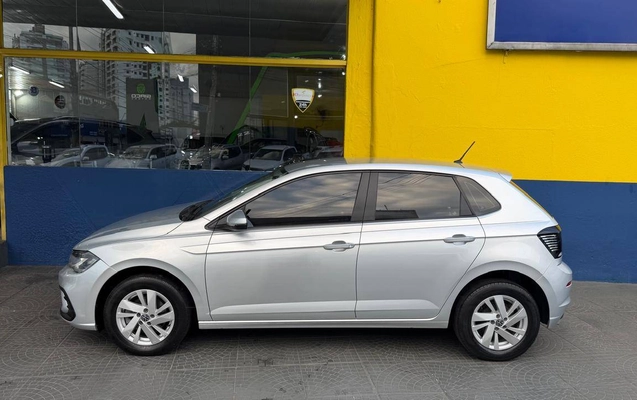 imagem-https://www.socarrao.com.br/sc-vehicle-images-prod/4410277/1792582903272-633aa6d38ff14b8bbb8edb31b954df79_1792582166125.jpg