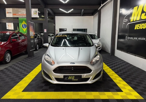 Ford Fiesta 1.5 16V Flex Mec. 5p 2014 Prata — foto 1 de 3