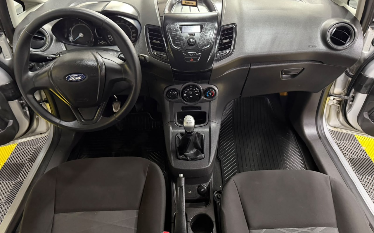 imagem-https://www.socarrao.com.br/sc-vehicle-images-prod/4410305/1792583144782-V2hhdHNBcHAgSW1hZ2UgMjAyNi0xMC0yMSBhdCAwOC4zMS40OC5qcGVn.jpeg
