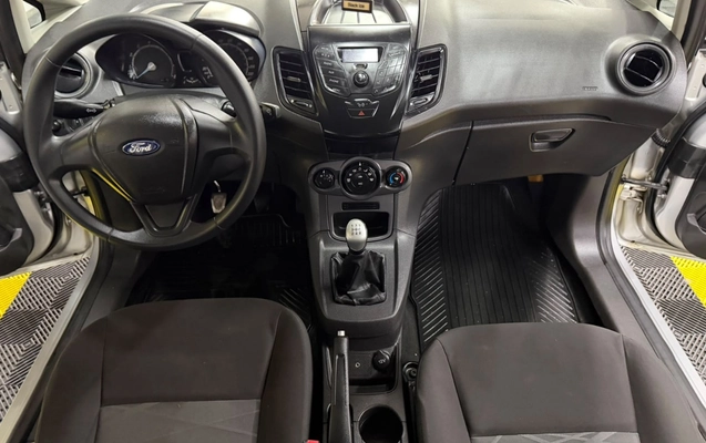 imagem-https://www.socarrao.com.br/sc-vehicle-images-prod/4410305/1792583144782-V2hhdHNBcHAgSW1hZ2UgMjAyNi0xMC0yMSBhdCAwOC4zMS40OC5qcGVn.jpeg