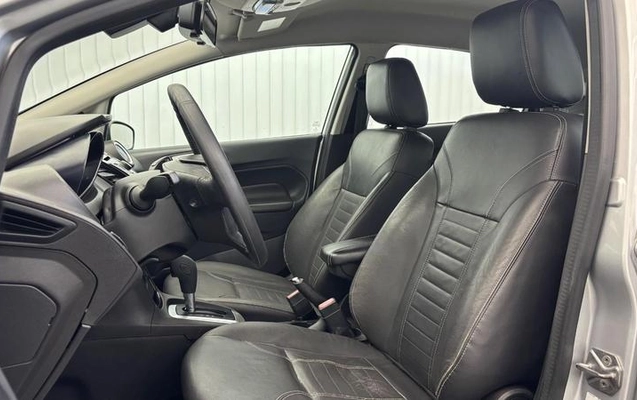 imagem-https://www.socarrao.com.br/sc-vehicle-images-prod/4410334/1792698235931-8522031_12_B_ec4456d3f0.jpeg