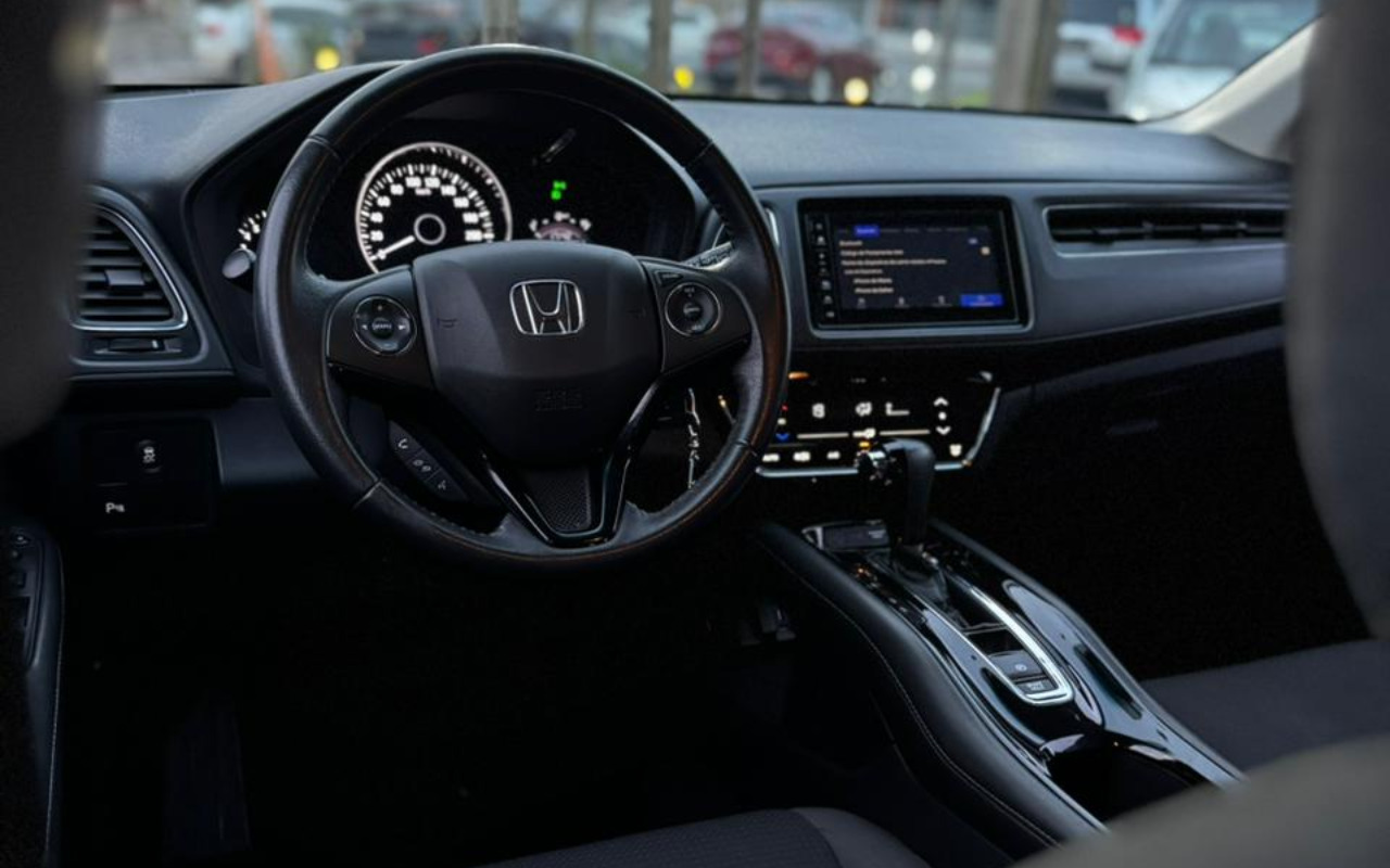 imagem-https://www.socarrao.com.br/sc-vehicle-images-prod/4410363/1792583440642-V2hhdHNBcHAgSW1hZ2UgMjAyNi0wNC0yMyBhdCAxNy41OS4yMiAoMSkuanBlZw.jpeg
