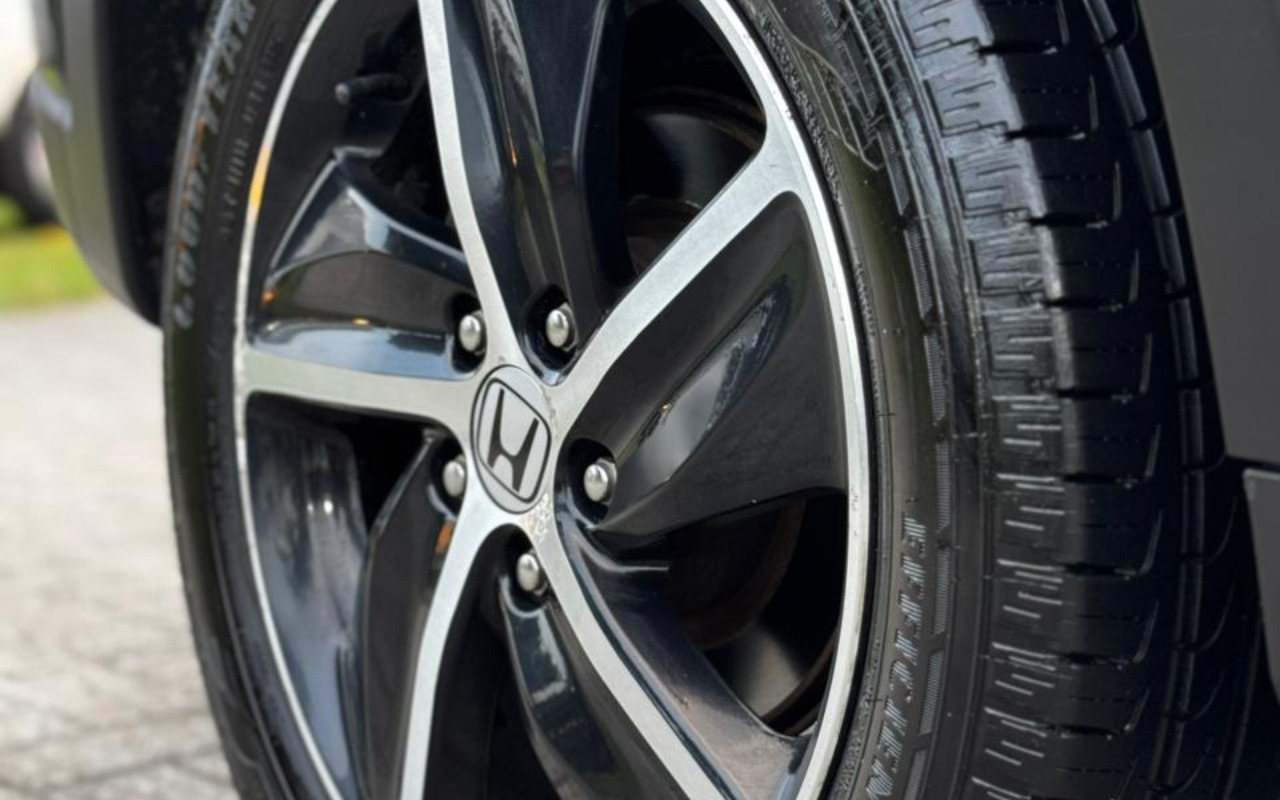 imagem-https://www.socarrao.com.br/sc-vehicle-images-prod/4410363/1792583441608-V2hhdHNBcHAgSW1hZ2UgMjAyNi0wNC0yMyBhdCAxNy41OS4yMCAoMSkuanBlZw.jpeg