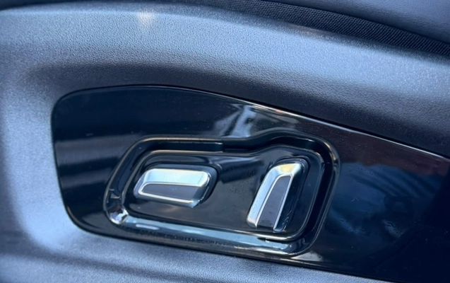 imagem-https://www.socarrao.com.br/sc-vehicle-images-prod/4410399/1792583754071-V2hhdHNBcHAgSW1hZ2UgMjAyNi0xMC0wOCBhdCAxMC4yOC4yMygxKS5qcGVn.jpeg