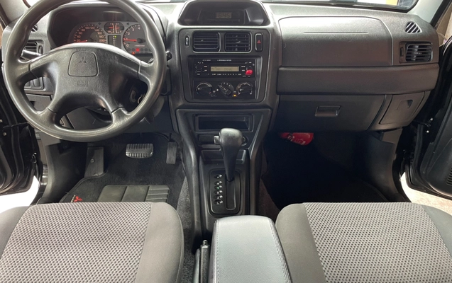 imagem-https://www.socarrao.com.br/sc-vehicle-images-prod/4410425/1792583888507-app-photos-83czQkvfBn64HBIGgtlHdX2lpL6BsF4D.jpg