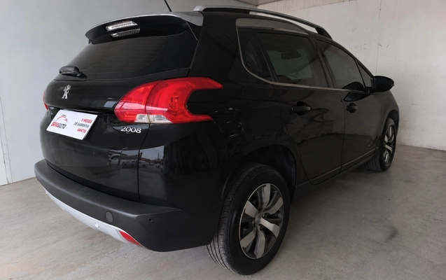 imagem-https://www.socarrao.com.br/sc-vehicle-images-prod/4410690/1792585319128-f70ff0a834734f5f882b09c86b034179_1792585265892.jpg