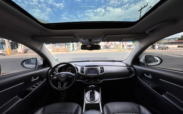 imagem-https://www.socarrao.com.br/sc-vehicle-images-prod/4410779/1792585779095-153dec0f-20da-49e0-8bda-0d7acd5c07dc.jpeg
