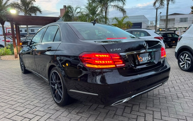 imagem-https://www.socarrao.com.br/sc-vehicle-images-prod/4410810/1792585986570-V2hhdHNBcHAgSW1hZ2UgMjAyNi0wNy0yNyBhdCAxMS4zNi4zNi5qcGVn.jpeg