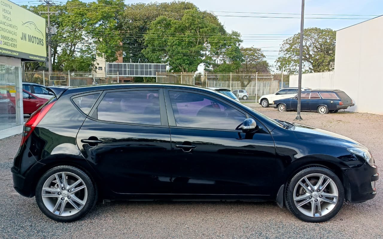 imagem-https://www.socarrao.com.br/sc-vehicle-images-prod/4410828/1792586139219-MzE3MjY1ZjAtYWJjNS00ZmYyLTk4MDEtODdjZjUwZTY0NTk5LmpwZw.jpg