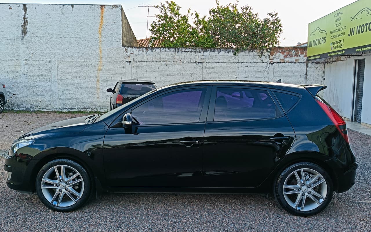 imagem-https://www.socarrao.com.br/sc-vehicle-images-prod/4410828/1792586139358-ZTM3YjAyZjctYzEzZS00NTVkLWFlMmQtZTU3YzI0Y2UwODFmLmpwZw.jpg