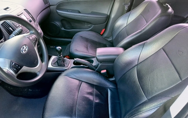 imagem-https://www.socarrao.com.br/sc-vehicle-images-prod/4410828/1792586140188-NDYzY2NmZmQtNDA0ZS00ZGEyLTg1MDEtNGU2OTQxOTk1MjMwLmpwZw.jpg