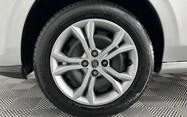 imagem-https://www.socarrao.com.br/sc-vehicle-images-prod/4410848/1792586277093-8489029_6_B_7553b38cb4.jpeg