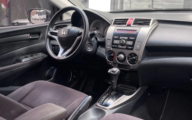 imagem-https://www.socarrao.com.br/sc-vehicle-images-prod/4410849/1792586286484-gb-30e491d.jpeg