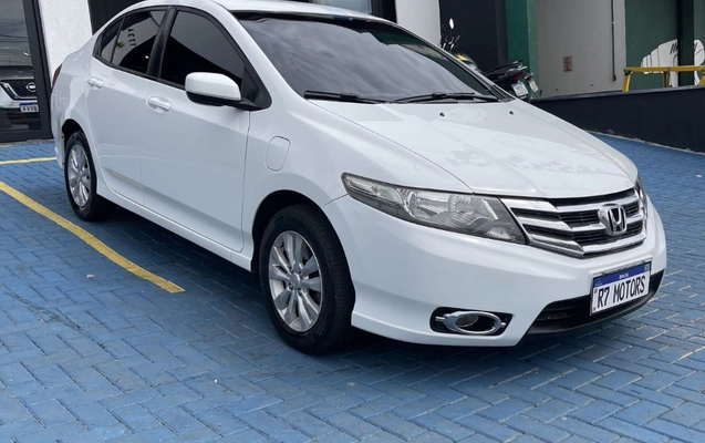 imagem-https://www.socarrao.com.br/sc-vehicle-images-prod/4410849/1792586286491-gb-dd80ba2.jpeg