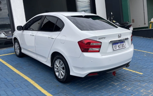 imagem-https://www.socarrao.com.br/sc-vehicle-images-prod/4410849/1792586286497-gb-bc7b68a.jpeg