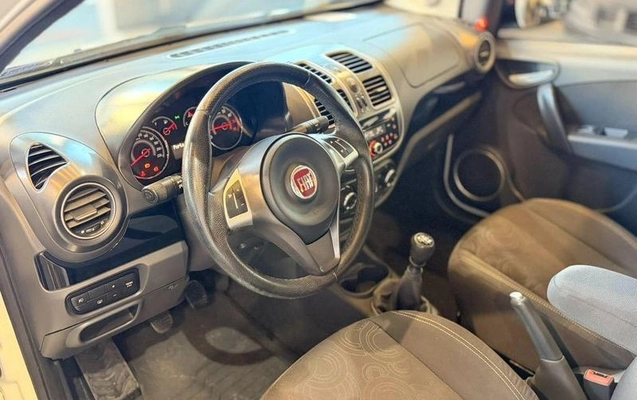 imagem-https://www.socarrao.com.br/sc-vehicle-images-prod/4410858/1792586332265-8556714_3_B_a8e59b376b.jpeg