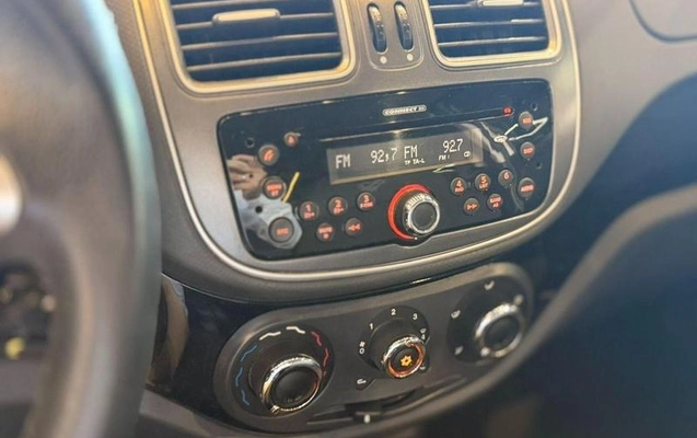 imagem-https://www.socarrao.com.br/sc-vehicle-images-prod/4410858/1792586332269-8556714_11_B_5c31f4504a.jpeg