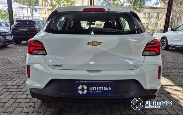 imagem-https://www.socarrao.com.br/sc-vehicle-images-prod/4410905/1792586604607-a63fa8f3-6e9f-4ca7-8b08-d90c84ae552720261021085009.jpeg