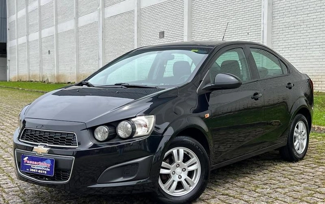 imagem-https://www.socarrao.com.br/sc-vehicle-images-prod/4410964/1792587078577-8584117_0_B_a6eb73d0d6.jpeg