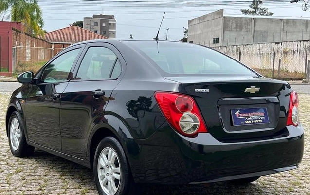 imagem-https://www.socarrao.com.br/sc-vehicle-images-prod/4410964/1792587078594-8584117_10_B_98a8552bab.jpeg