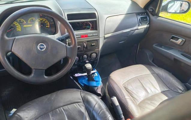 imagem-https://www.socarrao.com.br/sc-vehicle-images-prod/4411032/1792587424643-8565514_7_B_acff836f57.jpeg