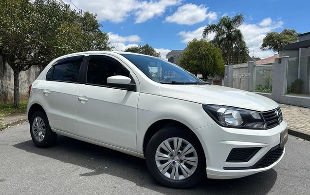 imagem-https://www.socarrao.com.br/sc-vehicle-images-prod/4411033/1792587423254-8590809_13_B_05a72d41e8.jpeg