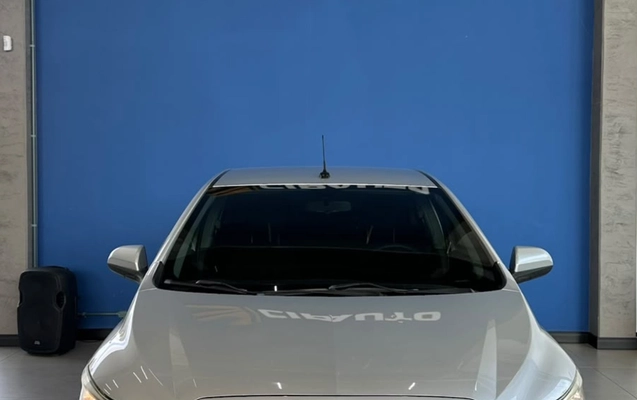 imagem-https://www.socarrao.com.br/sc-vehicle-images-prod/4411052/1792587753886-ZWEwMWQxZTctZGZjOC00ZDgwLTk1NTMtMjFmMDA4ZTY0OTI1LmpwZw.jpg