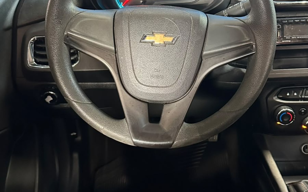 imagem-https://www.socarrao.com.br/sc-vehicle-images-prod/4411052/1792587754014-YTMyMDlmNDAtNDQwZS00YzZiLTg3NWMtOGE4ZmNlMDA0YzdmLmpwZw.jpg