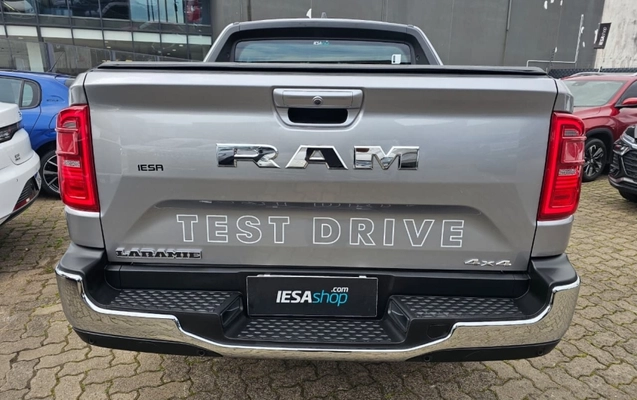 imagem-https://www.socarrao.com.br/sc-vehicle-images-prod/4411054/1792587761680-FdTX2MpEfYhMI1bDrt8mcXRD8Tz7P2eB.jpg